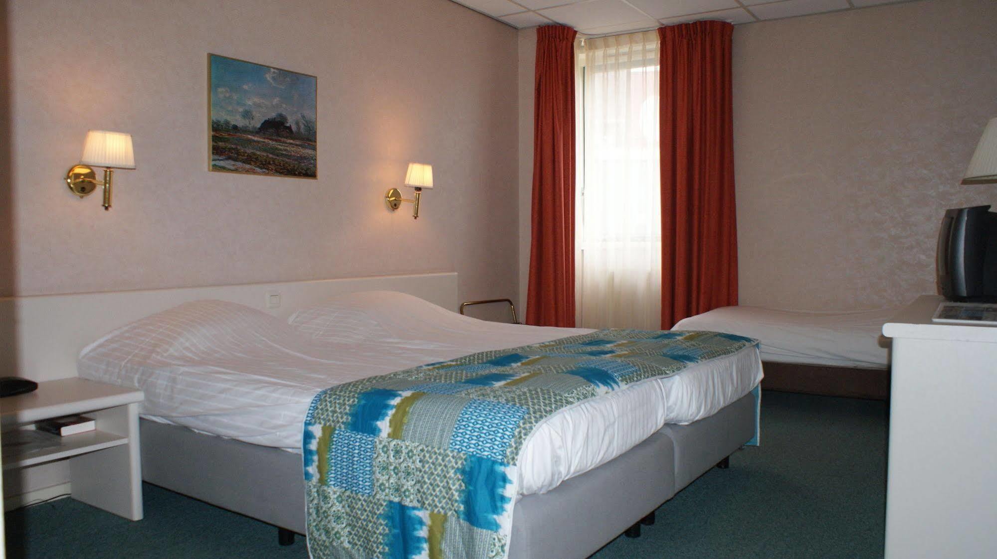 Hotel Flora Hillegom Exterior photo
